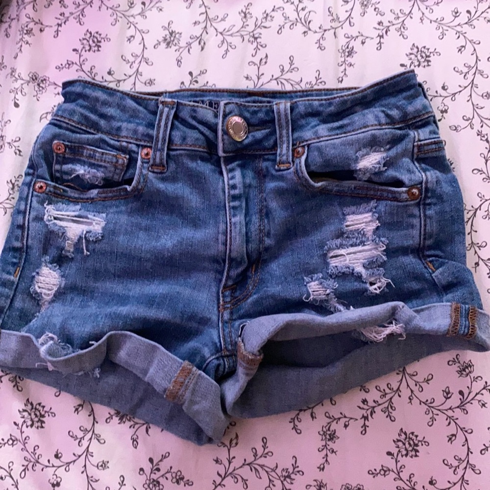 American Eagle ripped jean shorts